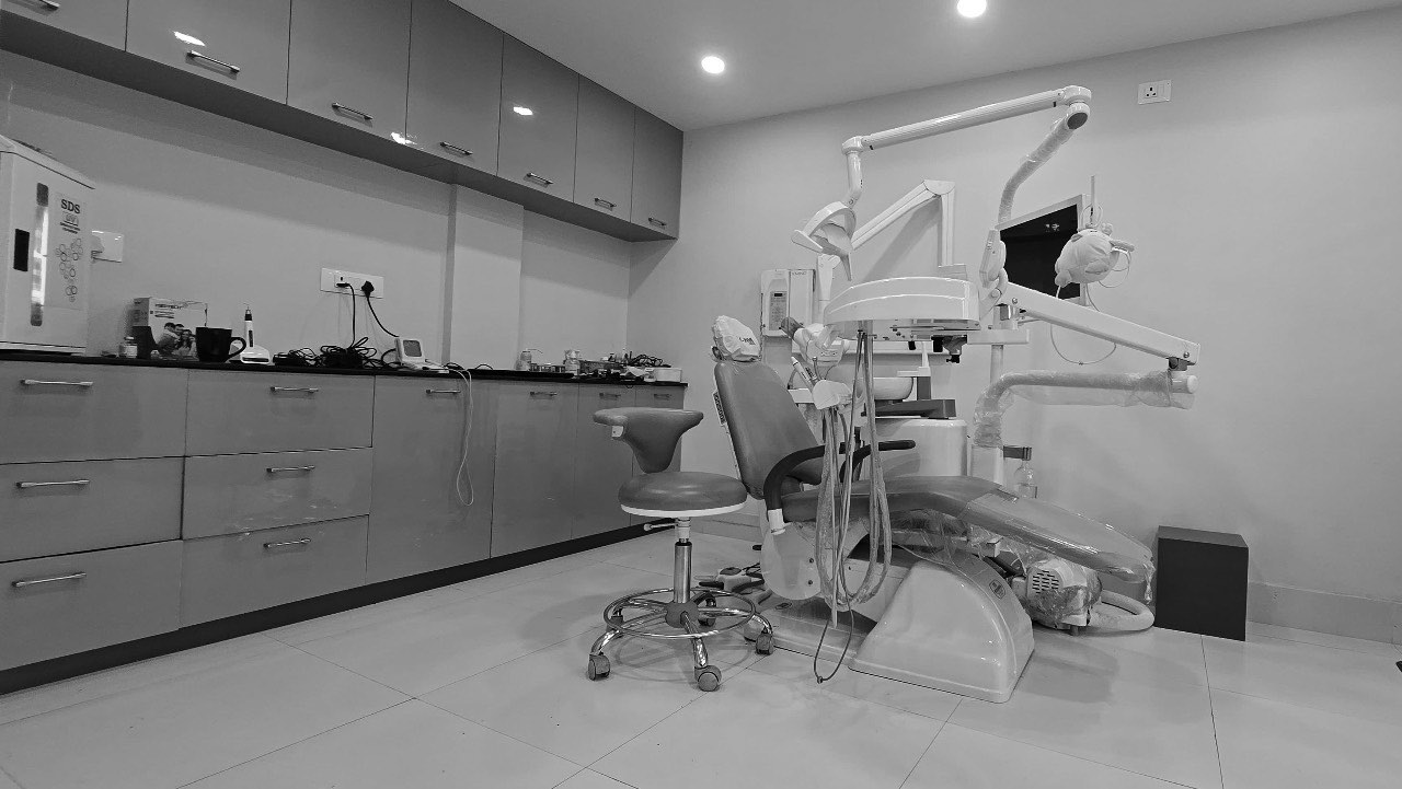 Olive Dental treatment room with modern dental chair
